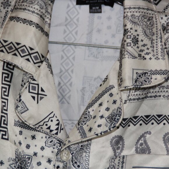 Dogg Supply Men’s White/Black Geometric Long Sleeve Button Up Shirt Size Medium - Picture 7 of 11